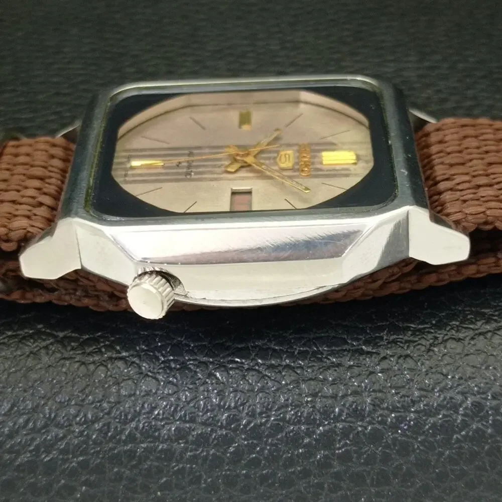 Vintage 1978 Seiko Square Automatic Mens Silver Watch W/daydate & Gold accents